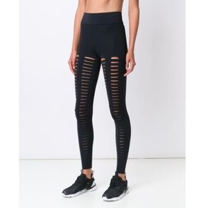 Cushnie et Ochs X Bandier slash front legging